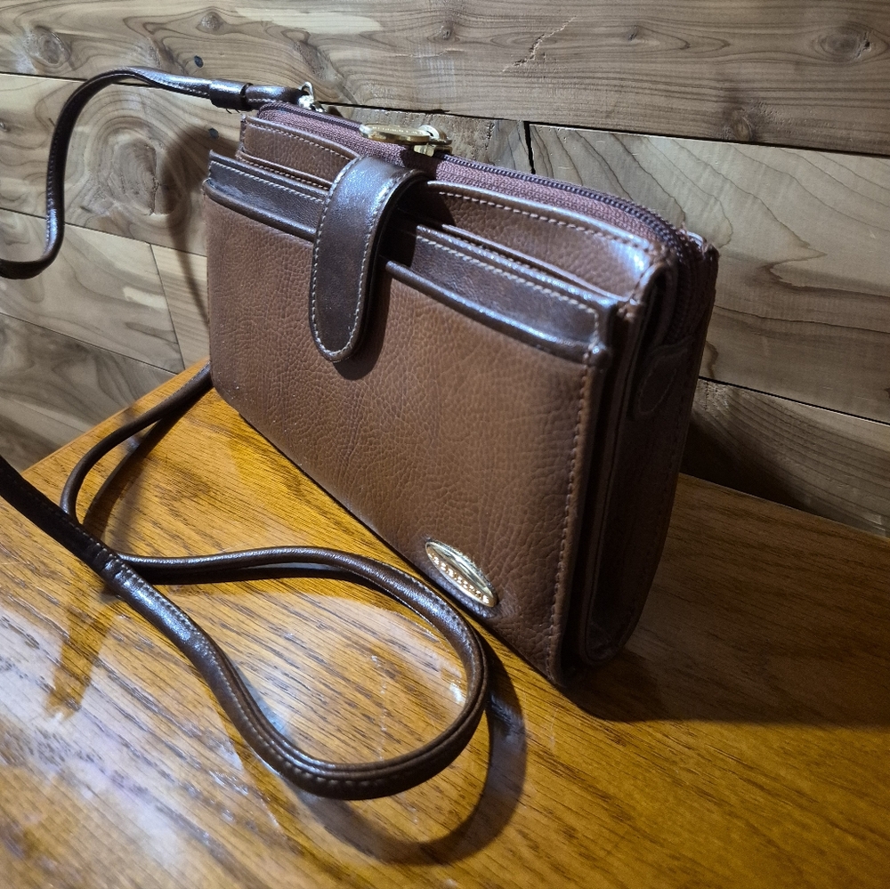 Liz Claiborne Brown Leather Women's Wallet